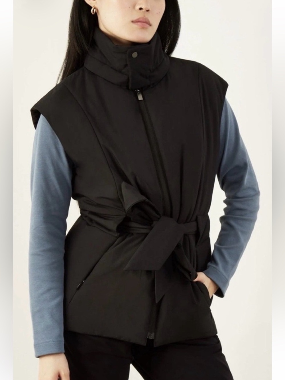 ADAY City Summits BLACK packable vest MEDIUM